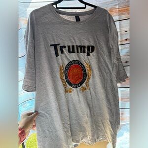Gray Graphic Short-Sleeve Men’s Trump T- shirt.